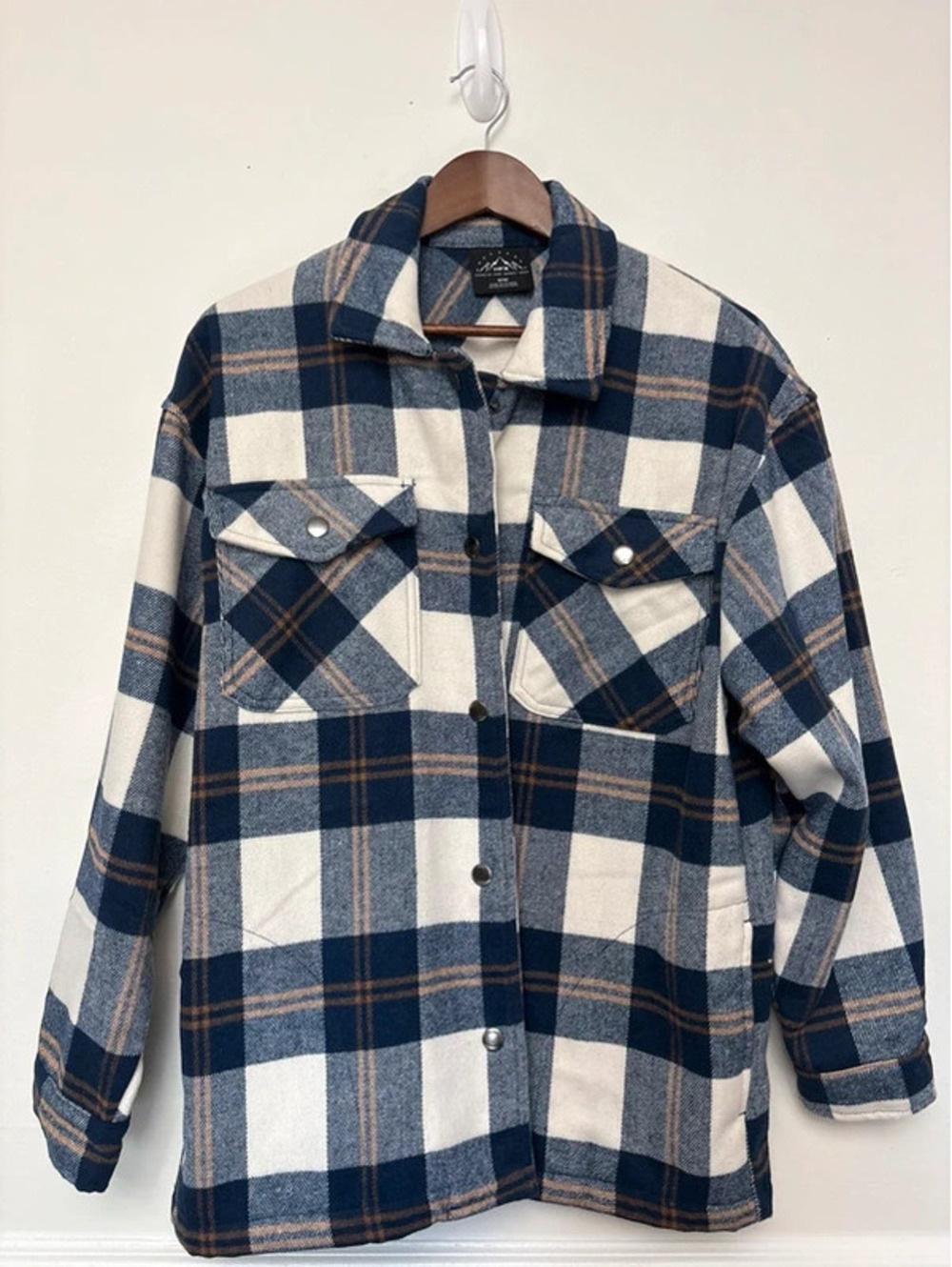 HFX Plaid Shacket Size Medium Navy Cream Oversized Flannel Jacket